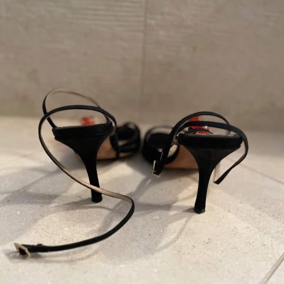 Y2K Jimmy Choo Suede Flower - Picture 3 of 5